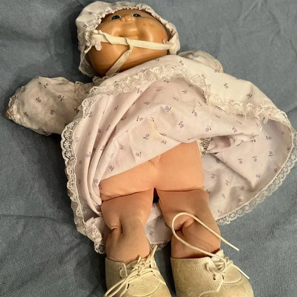 CABBAGE PATCH DOLL - Picture 5 of 6
